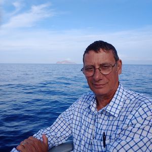 Meet your Posher, Jeffrey